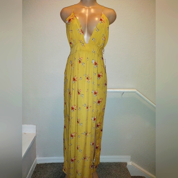 Inspired Hearts Floral dress - Picture 1 of 6